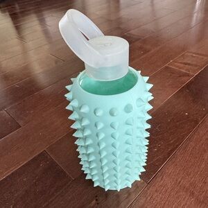 bkr Spiked water bottle 16oz/500ml mint